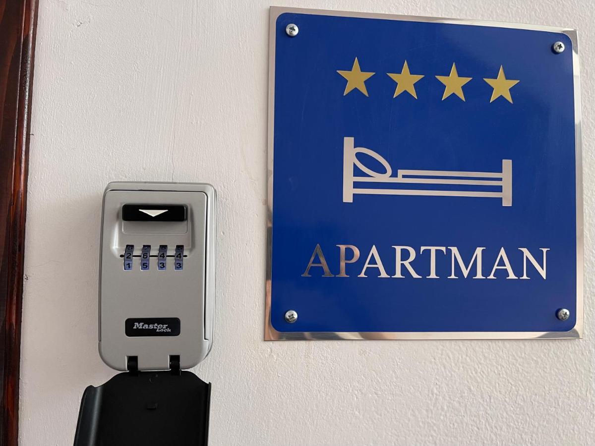 Апартаменты At The Heart Of Plitvice Lakes - Self Check-In! Плитвицкие озёра Экстерьер фото